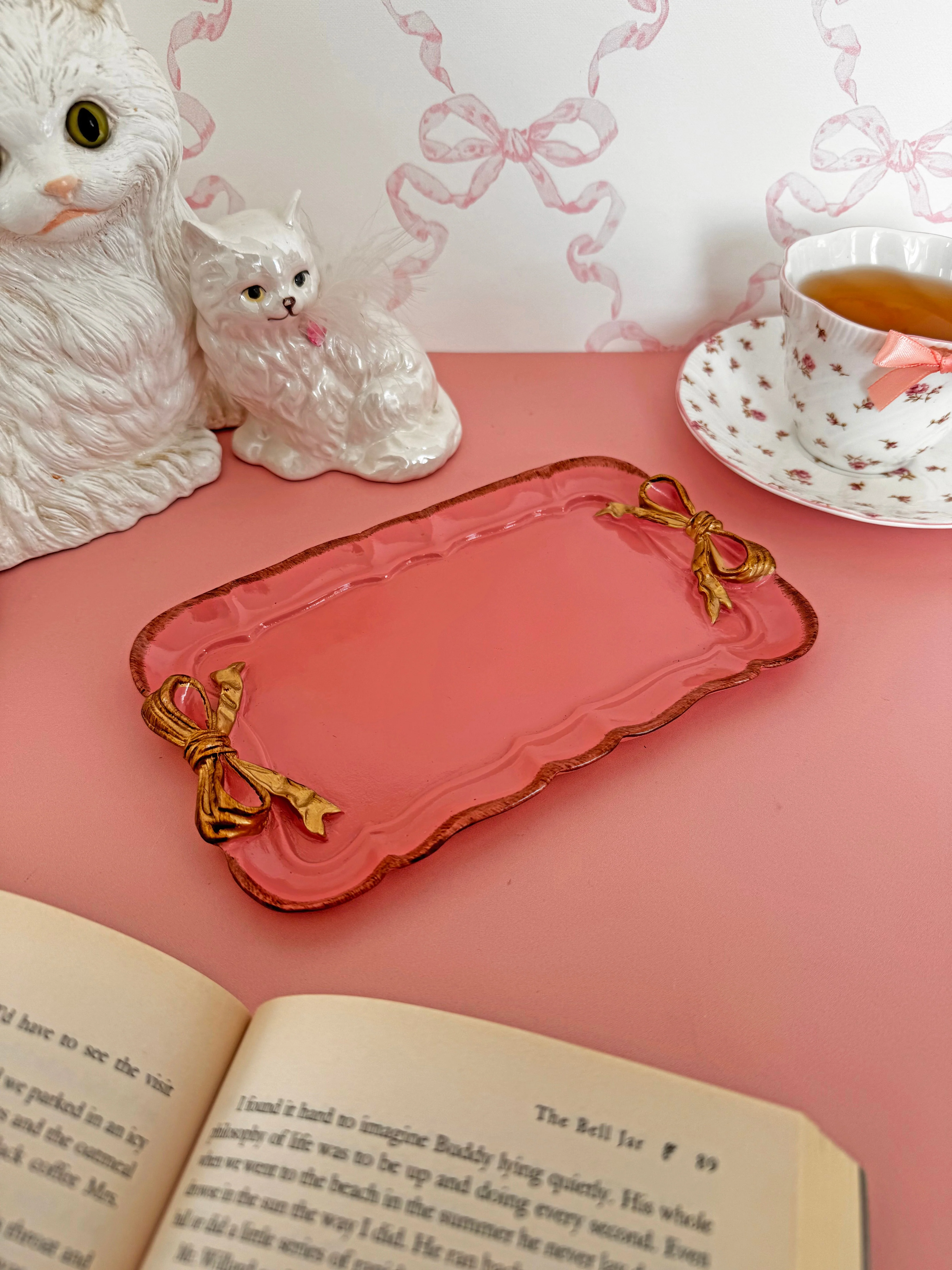 Coquette Bow Tray - Image 4