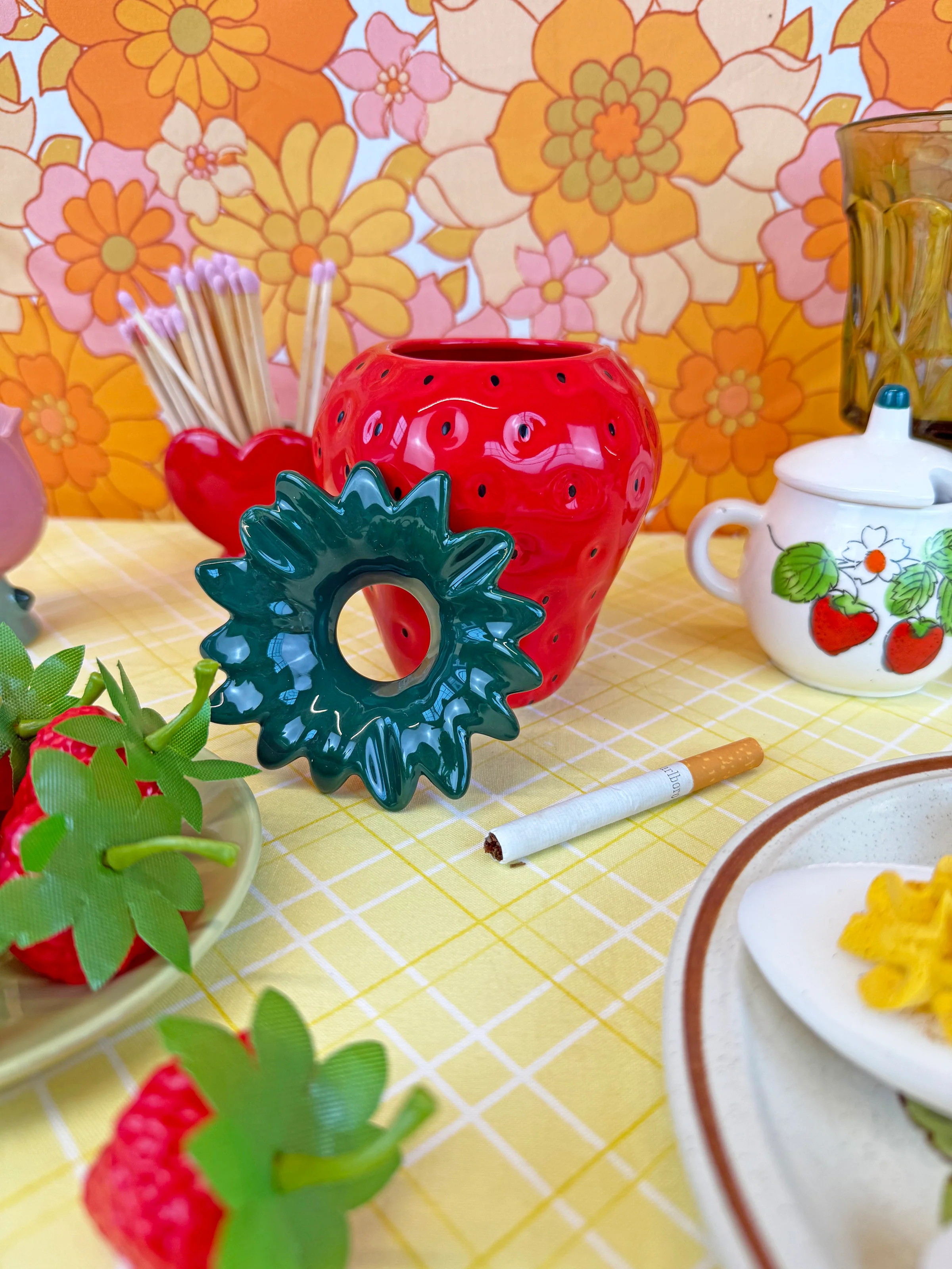 Strawberry Ash Tray - Image 4